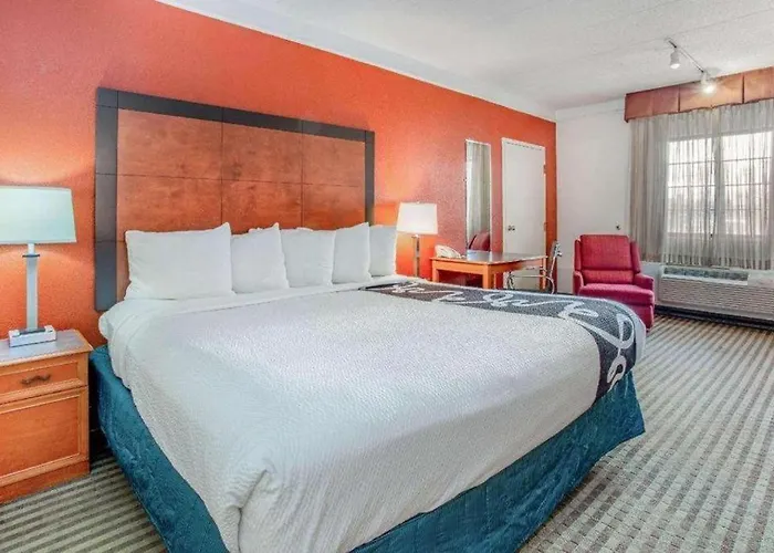 Chicago O'Hare Airport Hotel Elk Grove Village