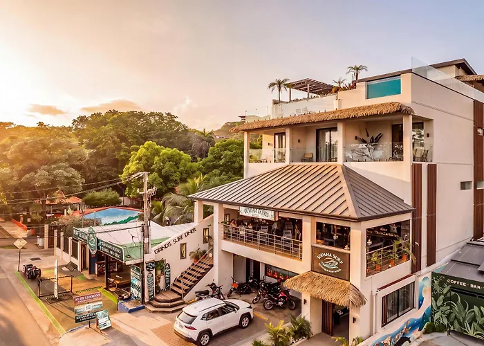 Iguana Surf Camp Hotel Tamarindo
