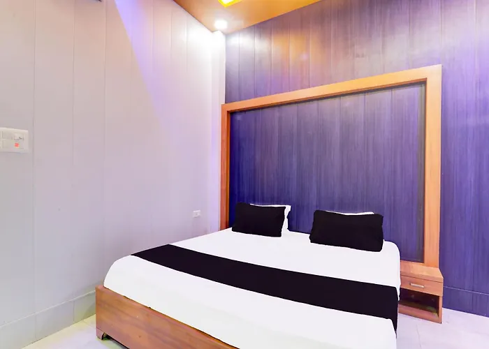 Hotel O Shagun Palace Kanpur