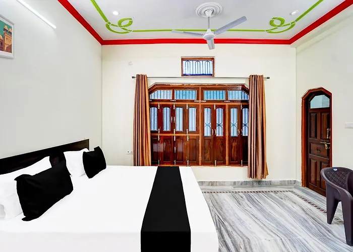 Hotel O Buddha Palace Varanasi