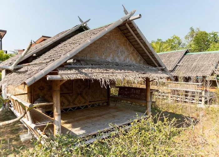 Oyo 755 Rattana Resort เกาะลันตา