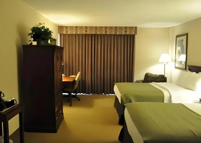 Garden Plaza Hotel Saddle Brook
