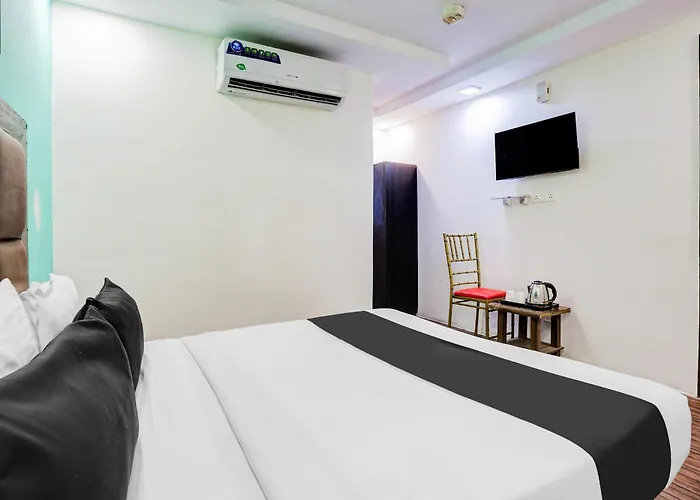 Super Hotel O Rohini Sector 20 Formerly Yellow Saffron Delhi 