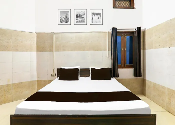 Hotel O Sanvi Palace Inn Gorakhpur