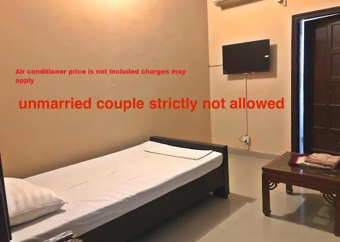 Babar House Hotel Faisalabad