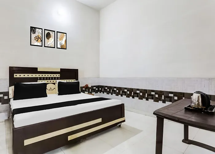 Hotel O Harsh Restaurant And Dhaba Govardhan