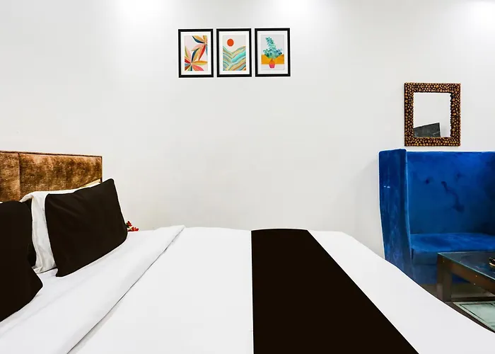 Hotel O Triom Inn New Delhi