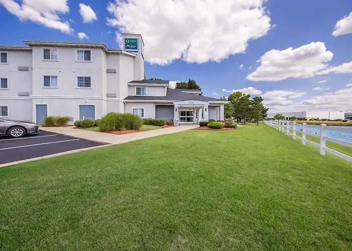 Suburban Studios Fishers Indianapolis