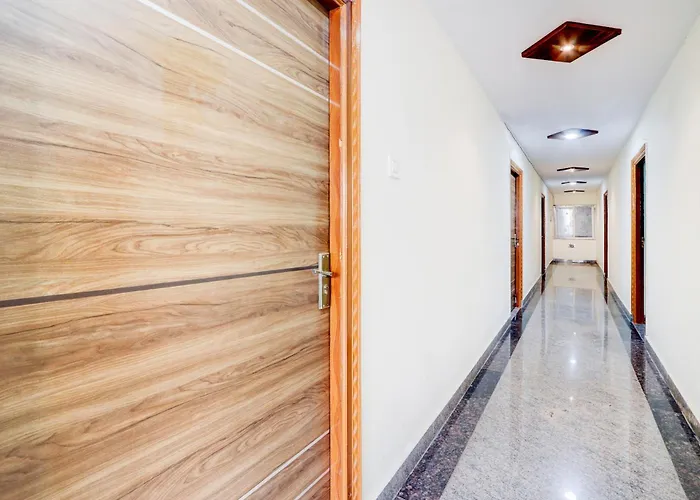 Hotel O Anoos Minarva Hyderabad