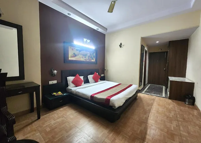 Hotel Mid Town Delhi 