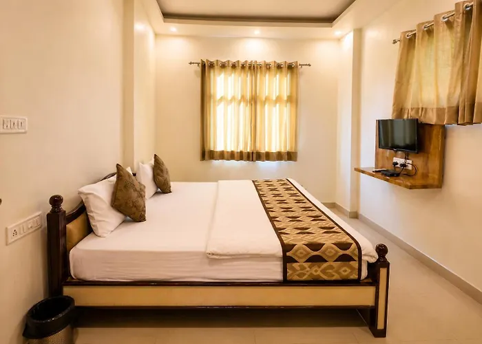 Hotel Blue Mountain Udaipur
