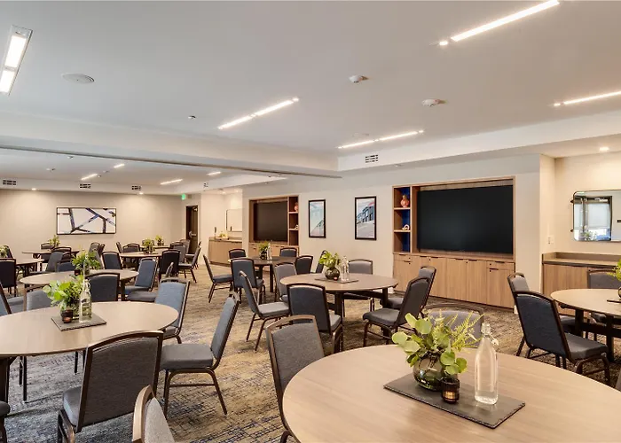 Ayres Hotel Rialto Fontana