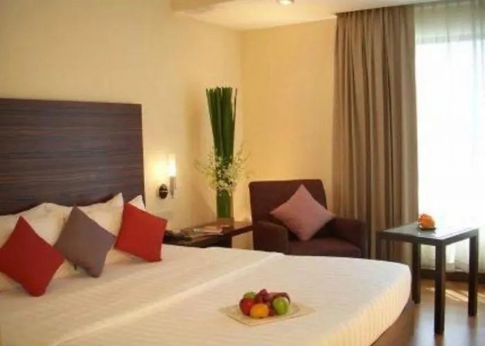 St. James Hotel กรุงเทพมหานคร