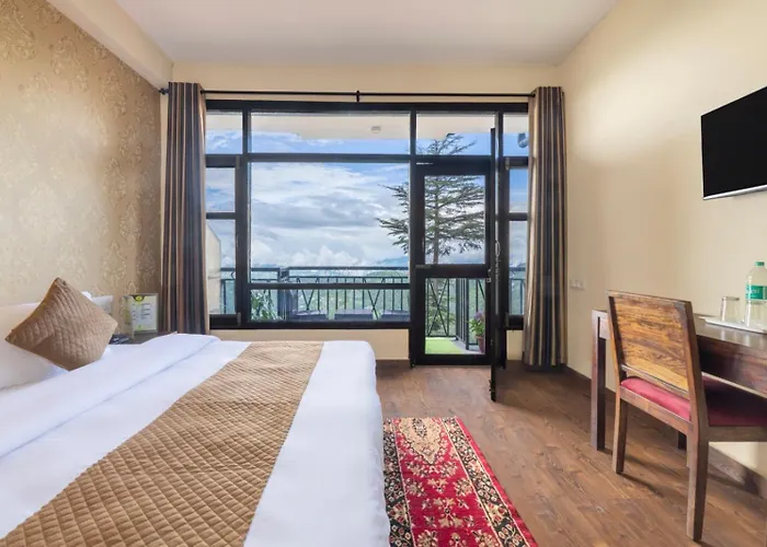 "Kufri Retreat Residences" L Multi Cuisine Restaurant L Conference Hall L Scenic Venues For Private Parties L Basic First Aid L Spacious Car Parking L Managed By Exoticstays Group