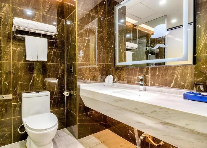 Zmax Hotel-Harbin Bingxue Big World