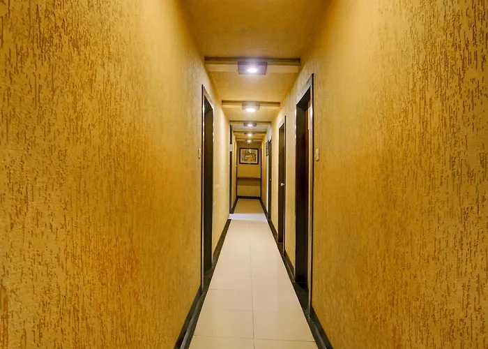 Hotel O Samrat Nashik
