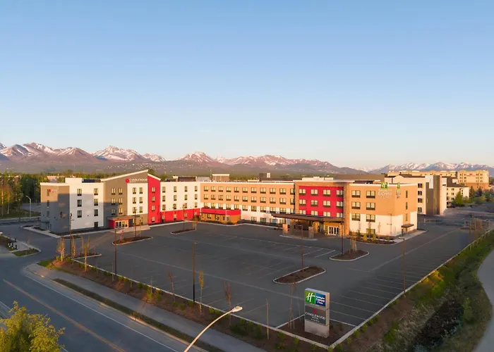 Holiday Inn Express & Suites Anchorage - Midtown