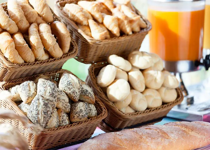 Holiday Inn Express & Suites Barcelona - Sabadell By Ihg