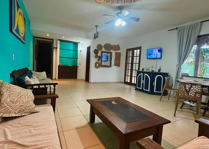Quintal De Buzios Acomodação com café da manhã