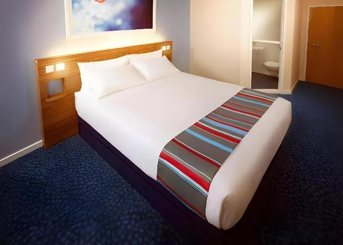 Travelodge Kinross M90