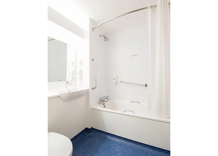 Travelodge Stafford M6 Stone 