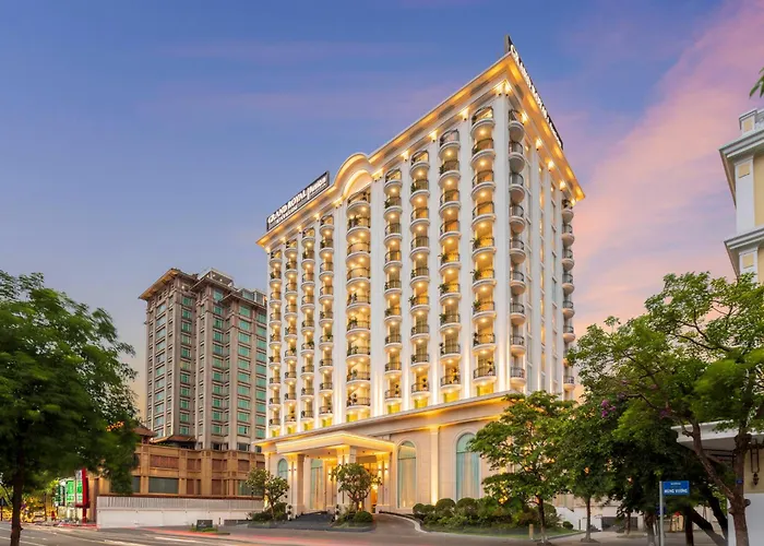 Grand Royal Riverside Hue, Fusion Collection