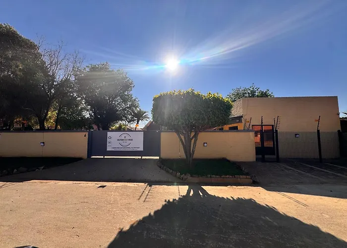 Golf View Guest House Mafikeng