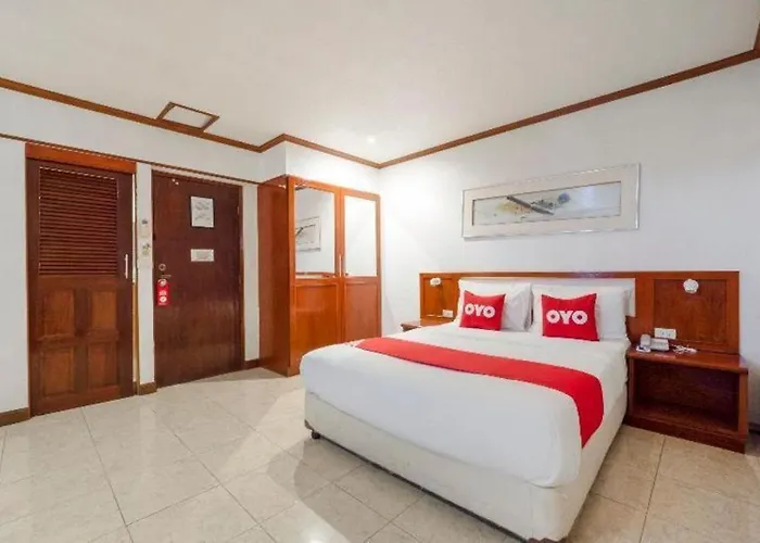 Oyo 75328 Punjabi Junction Hotel Pattaya