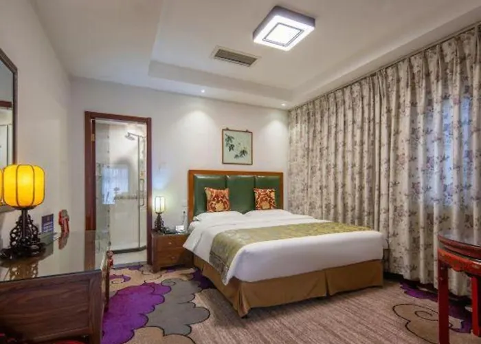 Beijing Sichuan Dragon Garden Hotel
