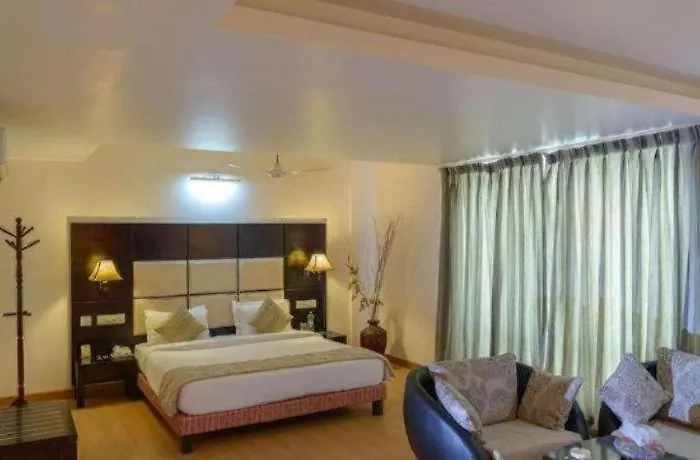 Quality Inn Palms Gandhidham