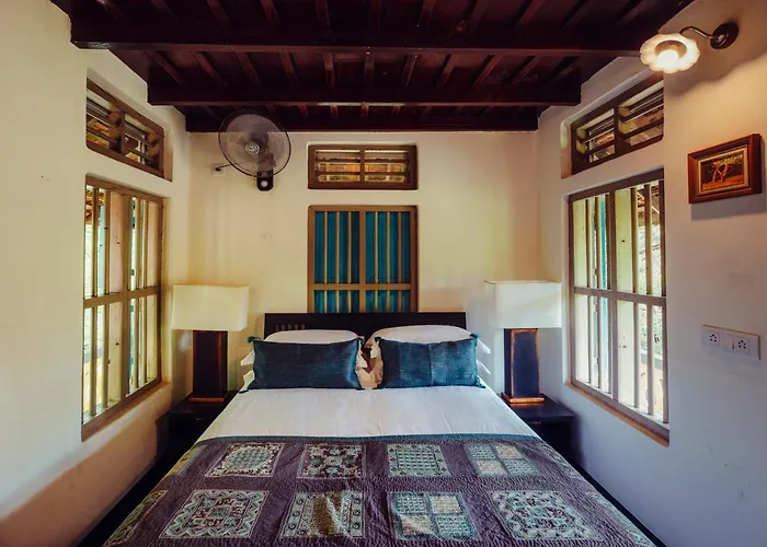 Indian Summer House Muvattupuzha