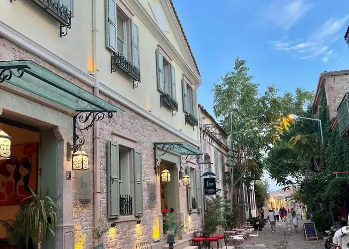 İna Cunda Art Otel Ayvalı