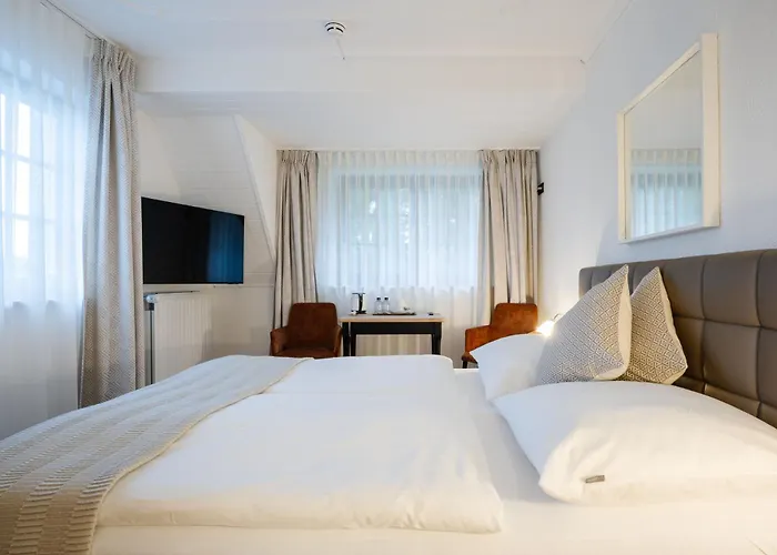 Hotel Steineweiher St. Vith