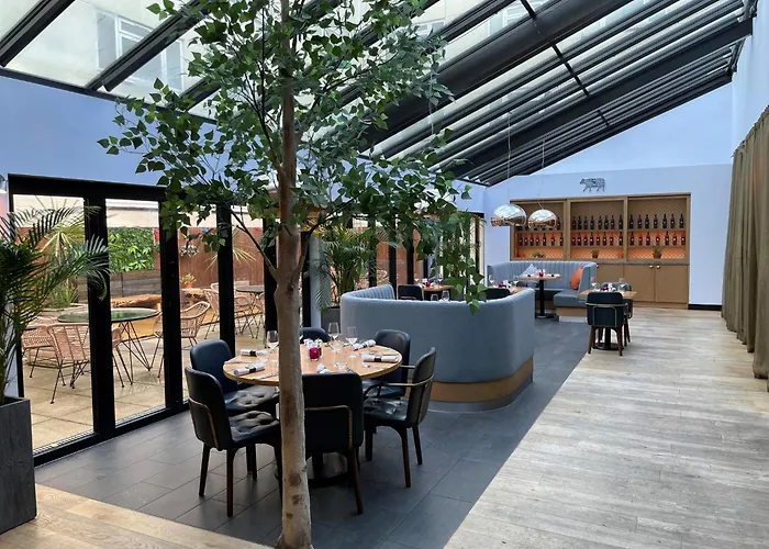 Crowne Plaza Gerrards Cross By Ihg Hotel Beaconsfield