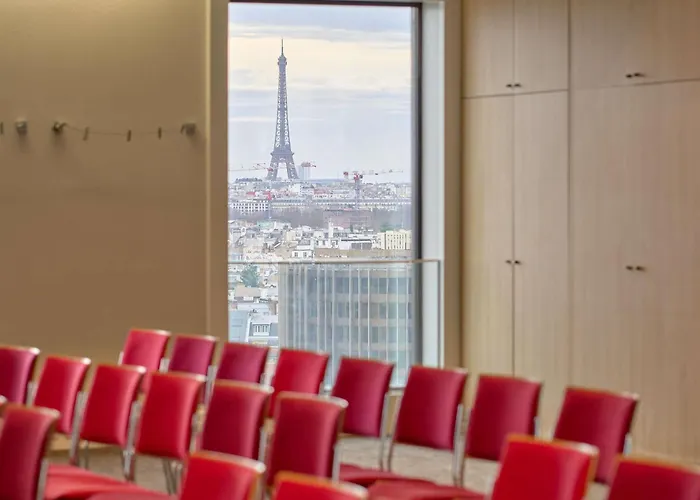 Novotel Paris La Defense Esplanade Courbevoie