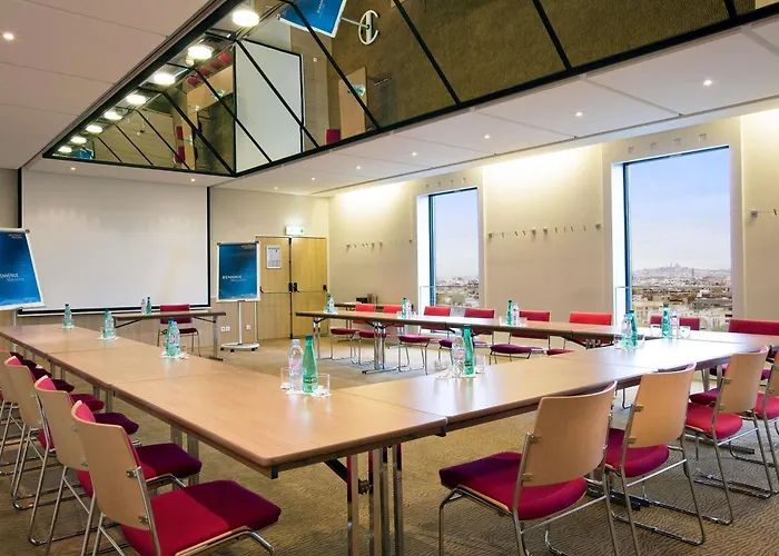 Novotel Paris La Defense Esplanade Courbevoie