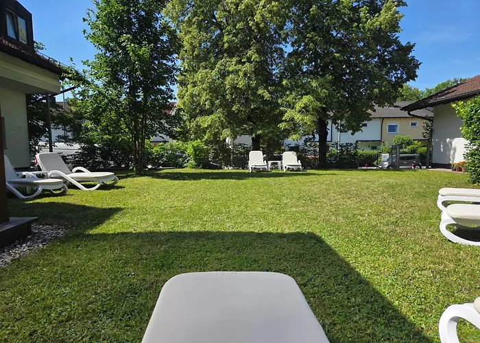 Hotel Am Moosfeld Münih