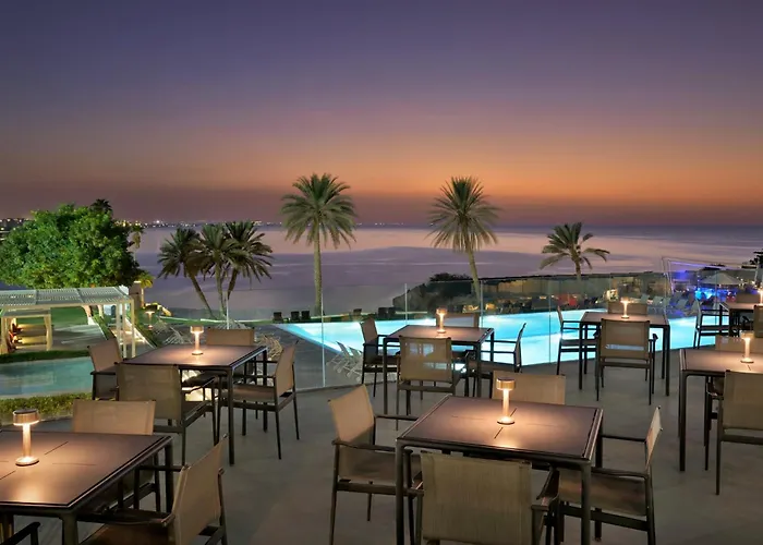 Crowne Plaza Muscat By Ihg Hotel