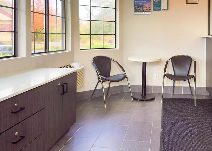 Motel 6-Enfield, Ct - Hartford