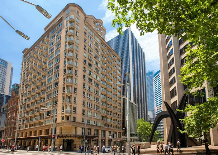 Mantra 2 Bond Street Aparthotel Sydney