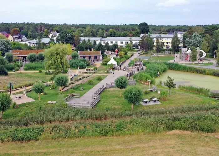 Familien Wellness Hotel Seeklause GmbH&CoKG mit großem Abenteuerspielplatz Piraten-Insel-Usedom Kinder immer All-Inklusive&Getränke ganztags inklusive Trassenheide