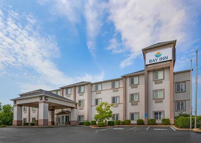 Bay Inn & Suites Troy