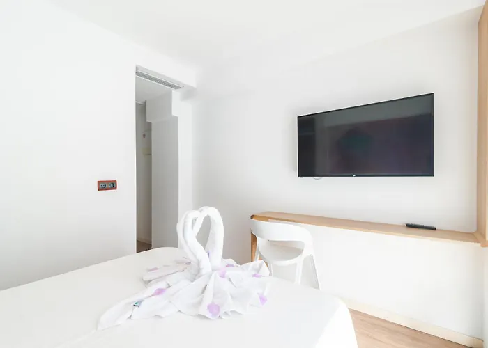 Mll Mediterranean Bay - Adults Only El Arenal 