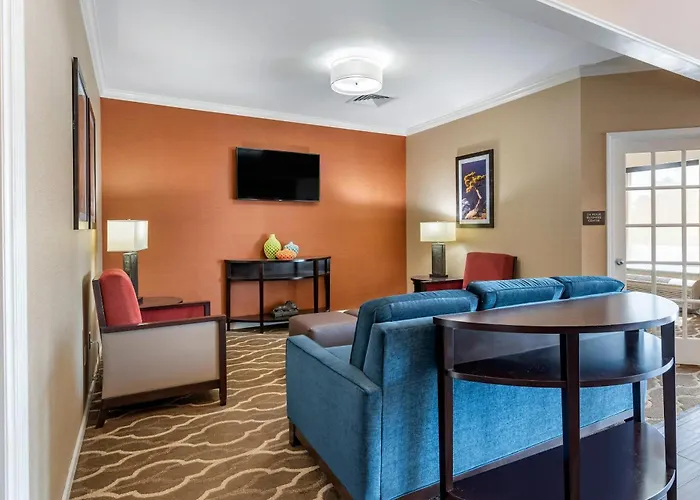 Comfort Inn & Suites Bryant - Benton