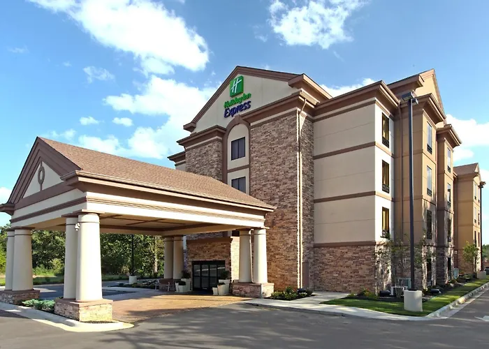Holiday Inn Express & Suites Maumelle By Ihg