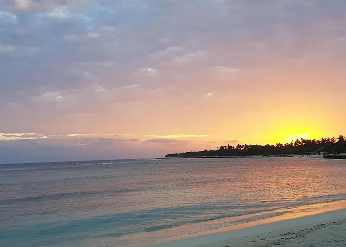 Breakas Beach Resort (Adults Only) Port Vila