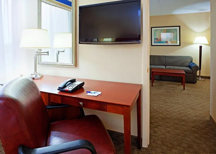 Holiday Inn Express Ramsey-Mahwah By Ihg