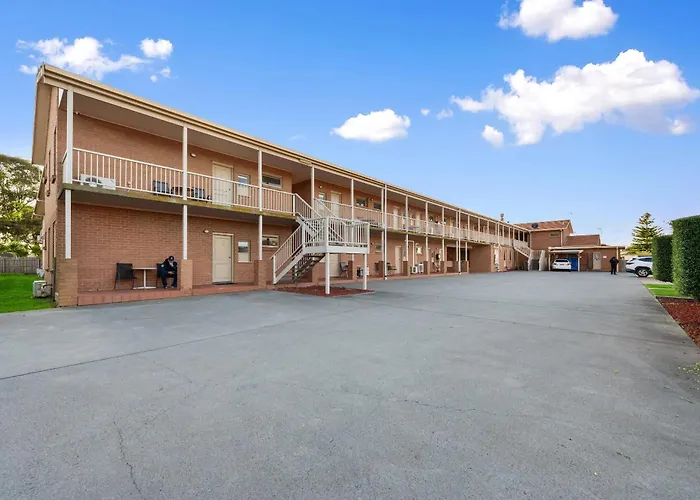 Comfort Inn & Suites King Avenue Sale