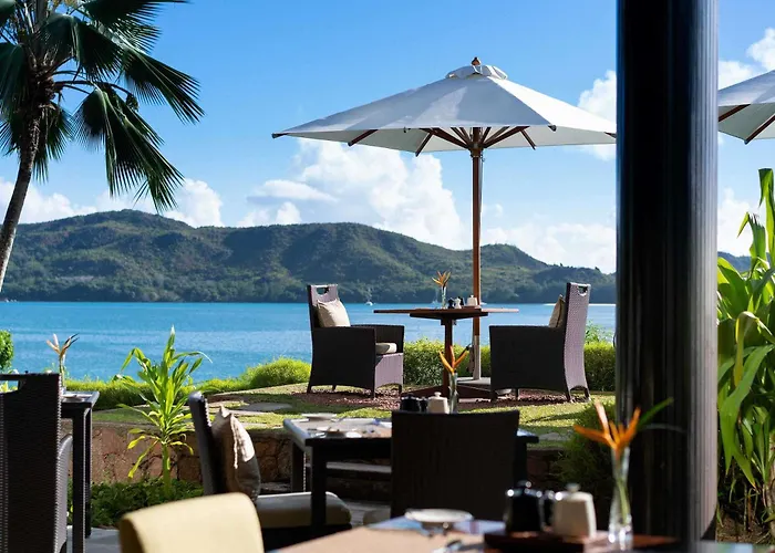 Raffles Seychelles Hotel Anse Lazio