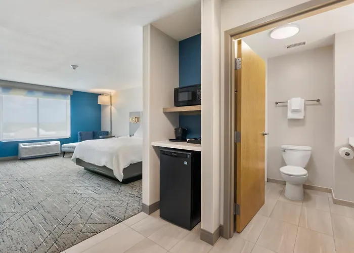 Holiday Inn Express Peru-Lasalle Area By Ihg